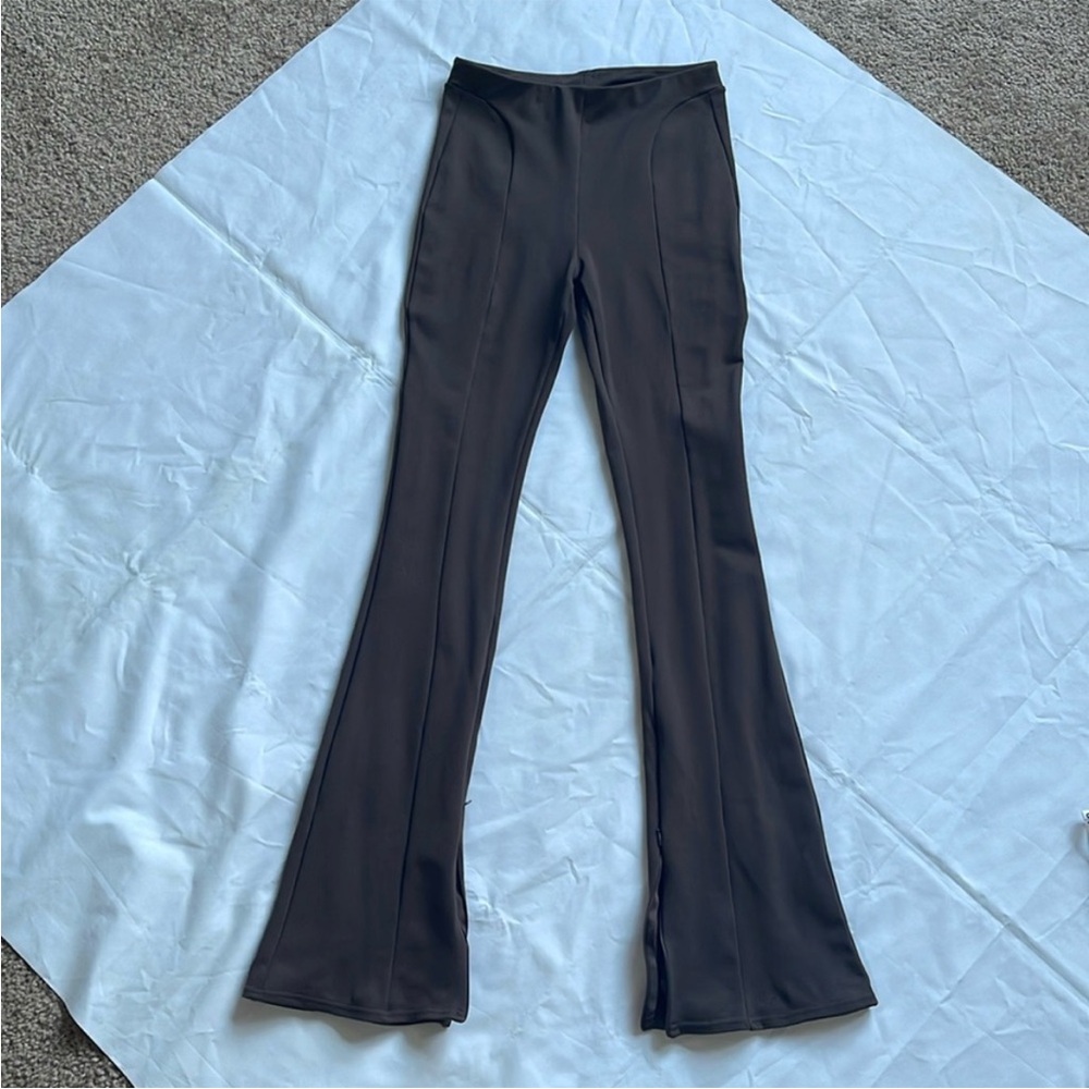 ALO Yoga Brown flare zip Leggings - Picture 1 of 11